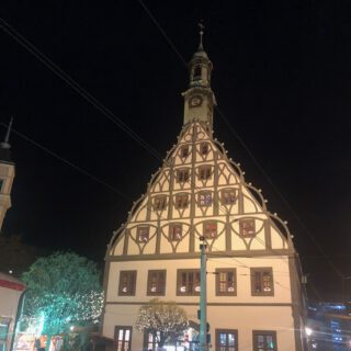 Es werde Licht und es ward Licht! Gewandhaus wieder angestahlt!